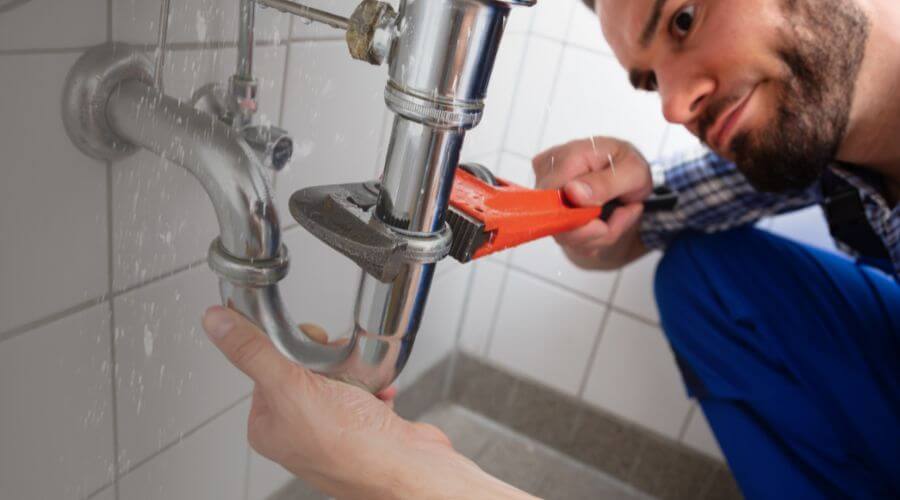 Professional same day plumber services in Low Moor, IA
